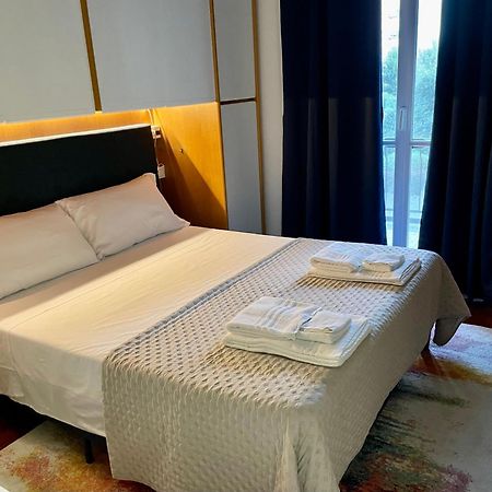 149 Borgo Ticino Suite Attico Di Lusso Con Terrazzo E Parking Privato ปาเวีย ภายนอก รูปภาพ